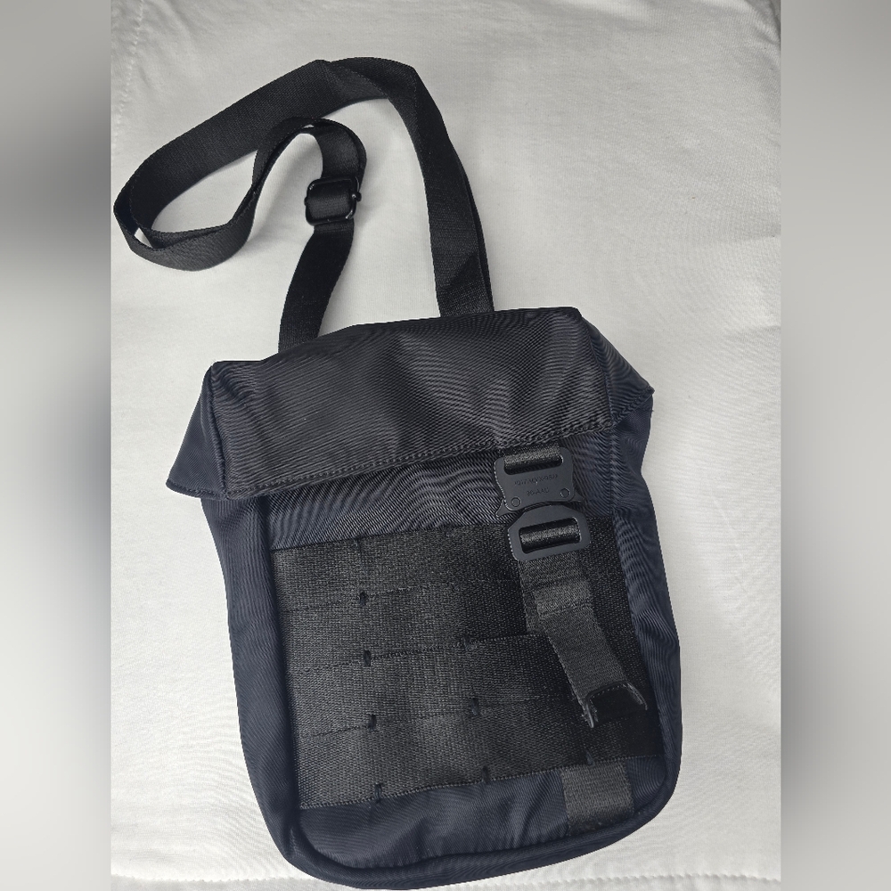 1017 ALYX 9SM Military Nylon Shoulder bag - Picture 5 of 8